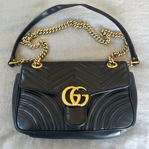 Gucci GG Marmont Small Leather Quilted shoulder Bag Black Gold